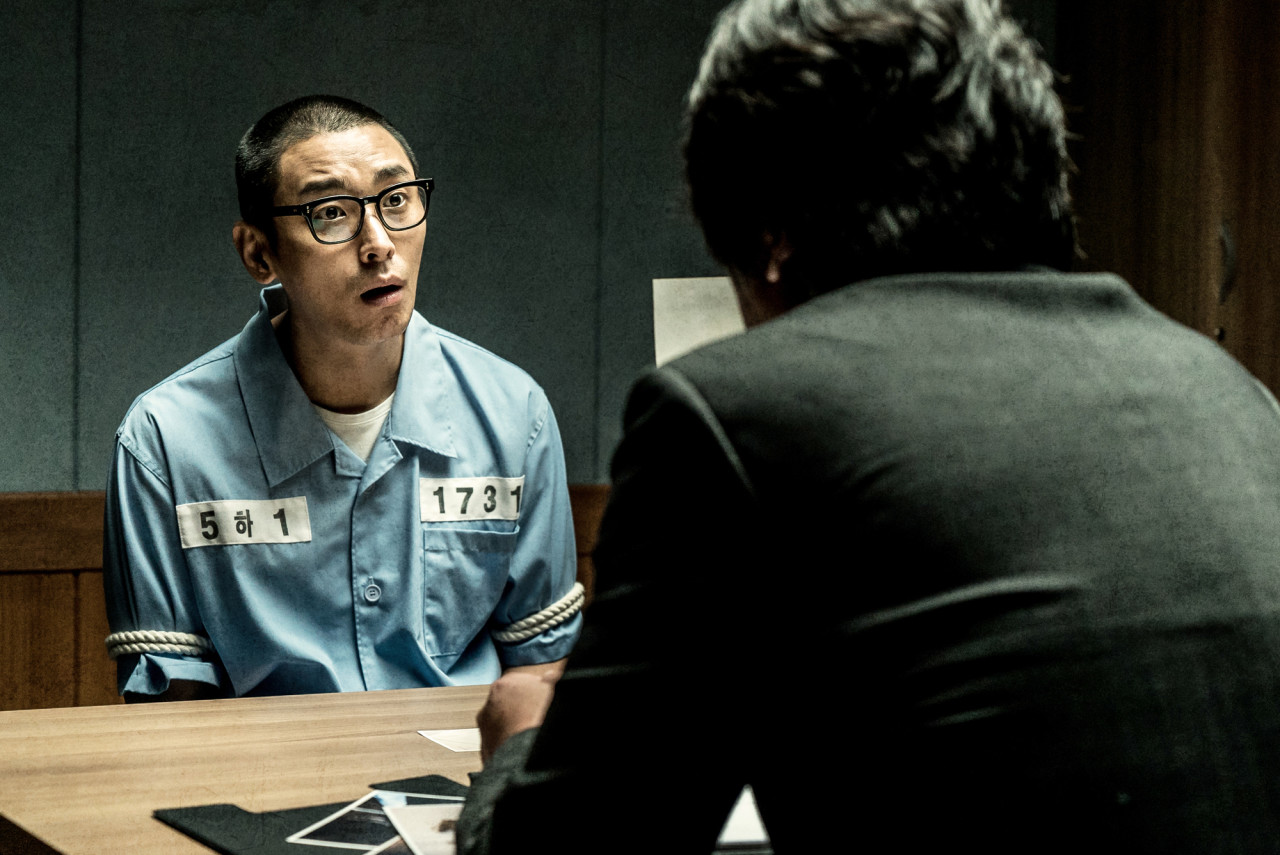 범인은 이미 잡혔다... 그런데 추가 살인이라니? 영화 암수살인(2018) 리뷰