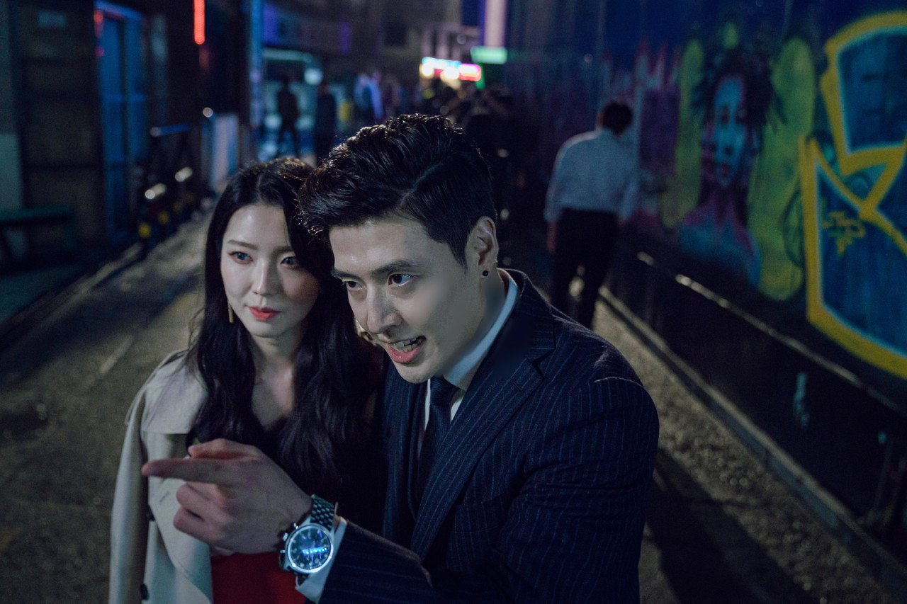 실시간 생방송이 범인의 무대가 된다! 강하늘의 원맨쇼 스릴러, 넷플릭스 '스트리밍(Streaming, 2025)' 리뷰
